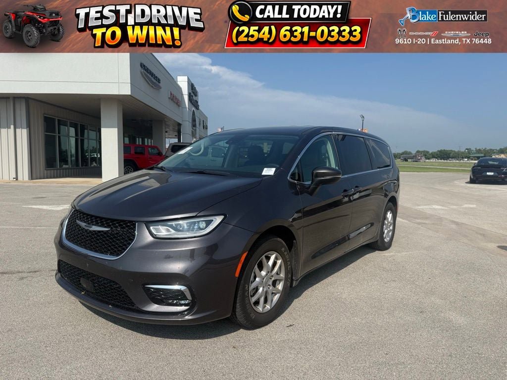 Used 2023 Chrysler Pacifica Touring-L