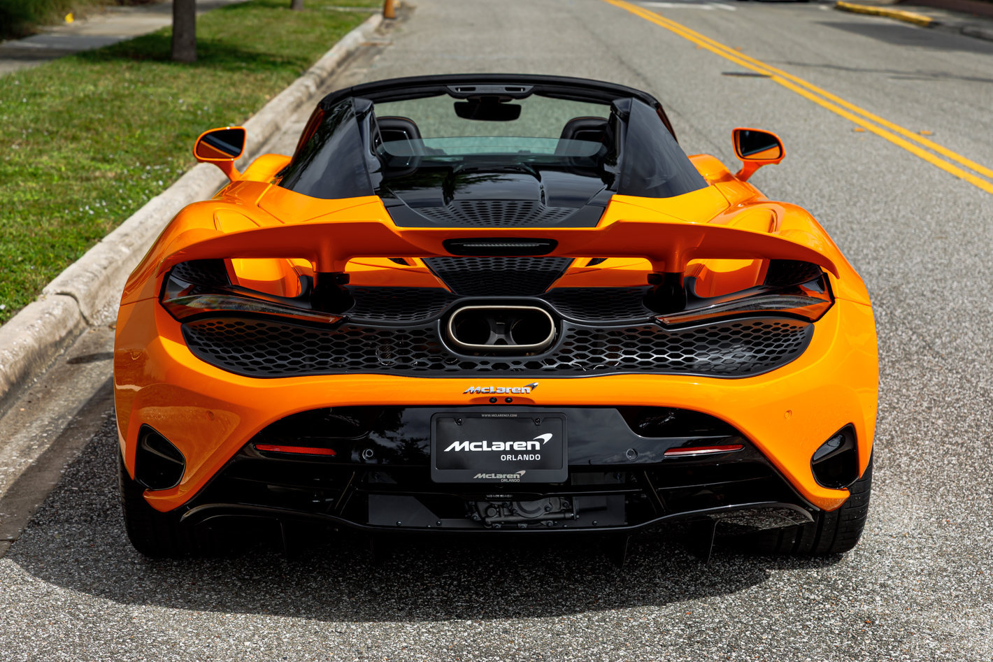 New 2027 McLaren 750S Spider photo 12