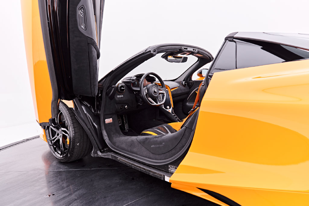 Used 2025 McLaren 750S Spider photo 49