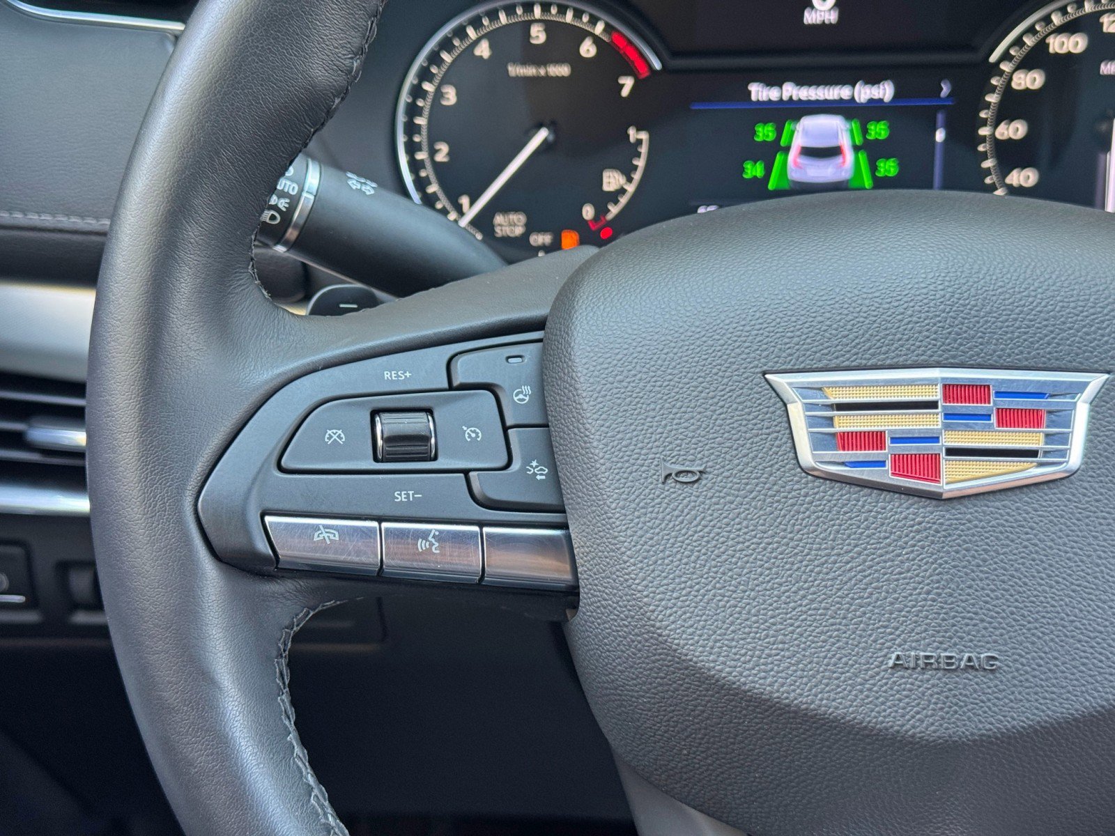 2020 Cadillac XT4 Premium Luxury