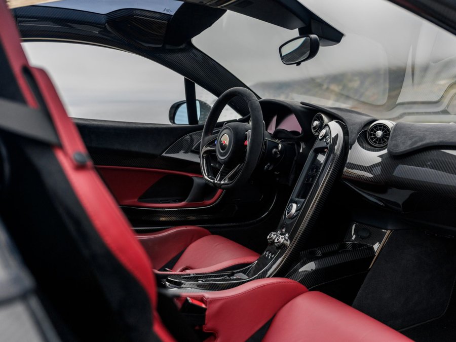 Used 2015 McLaren P1 photo 7