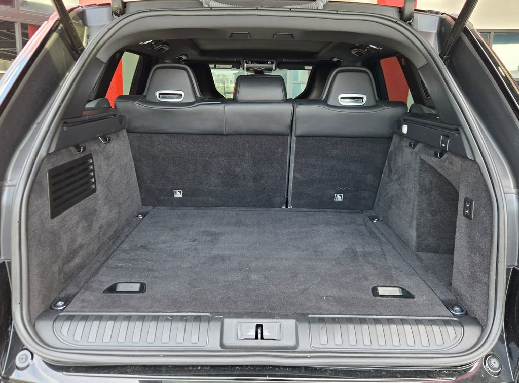 2020 Land Rover Range Rover Sport SVR