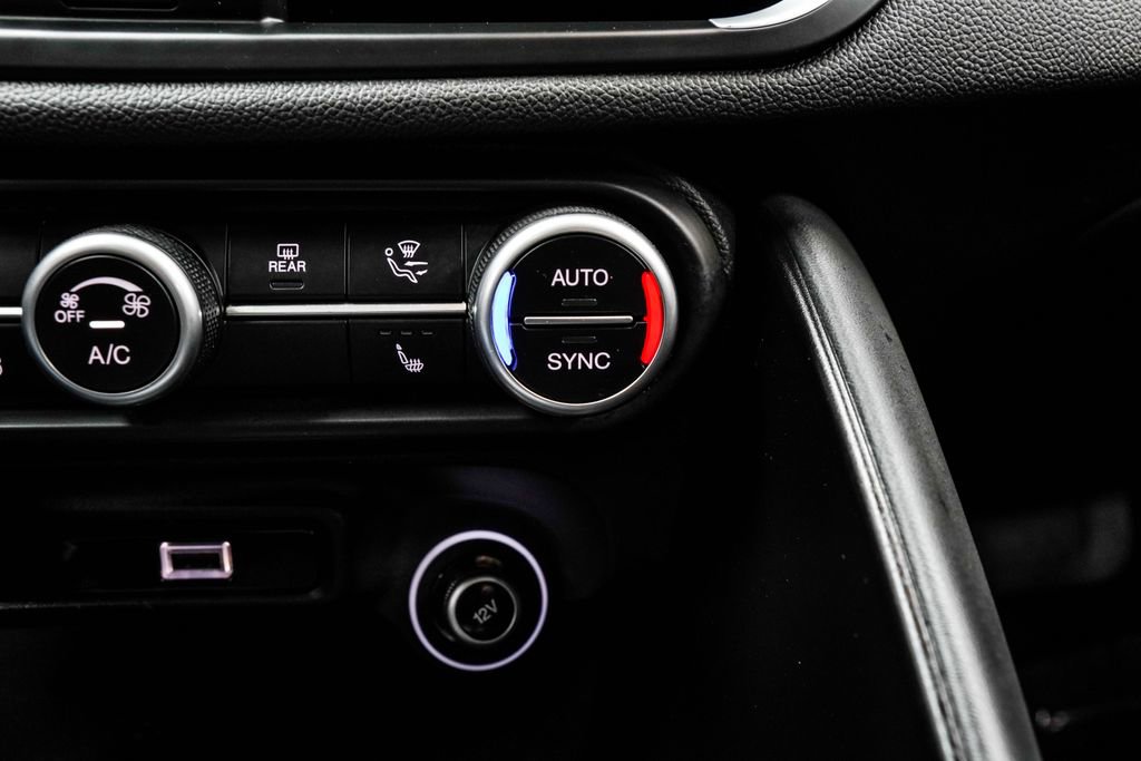 2023 Alfa Romeo Giulia Ti