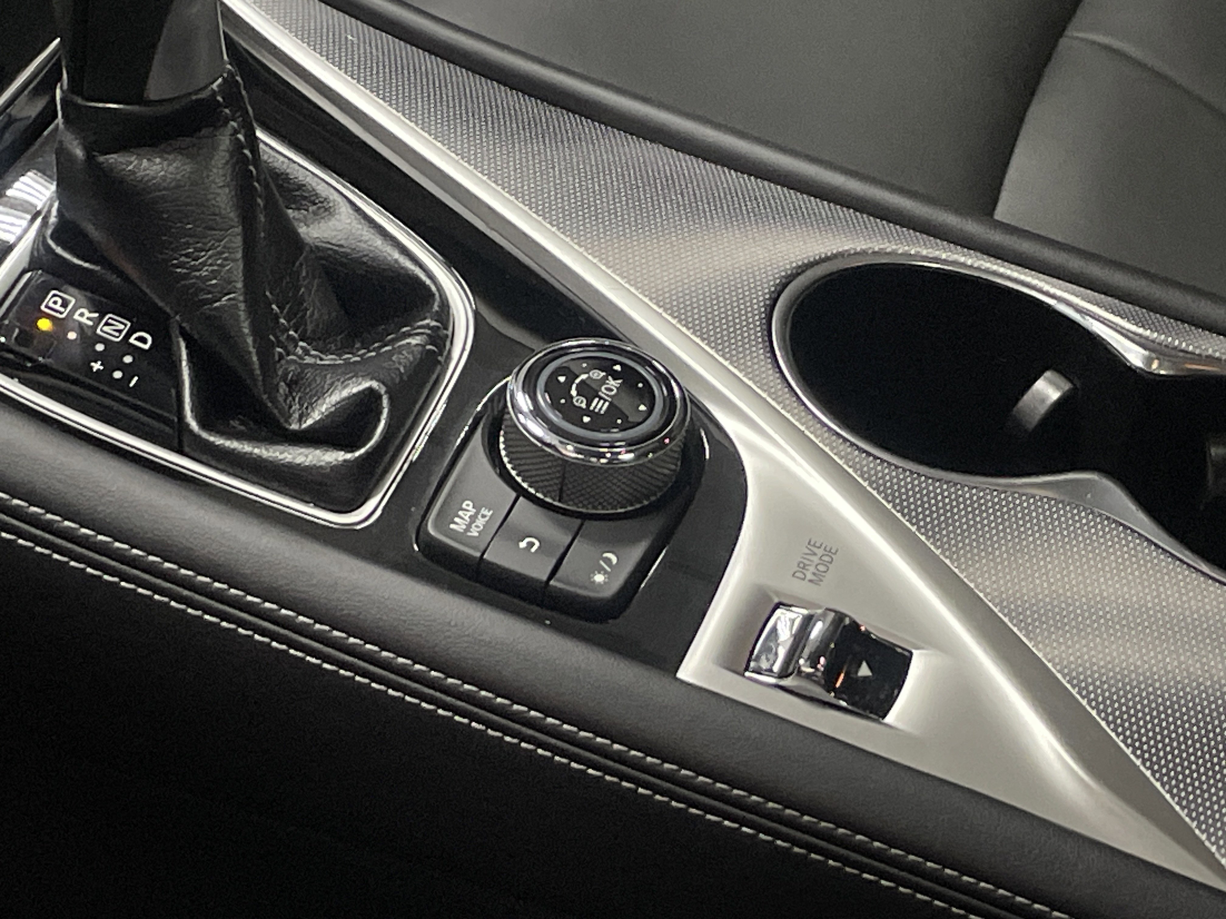 2016 INFINITI Q50 Premium