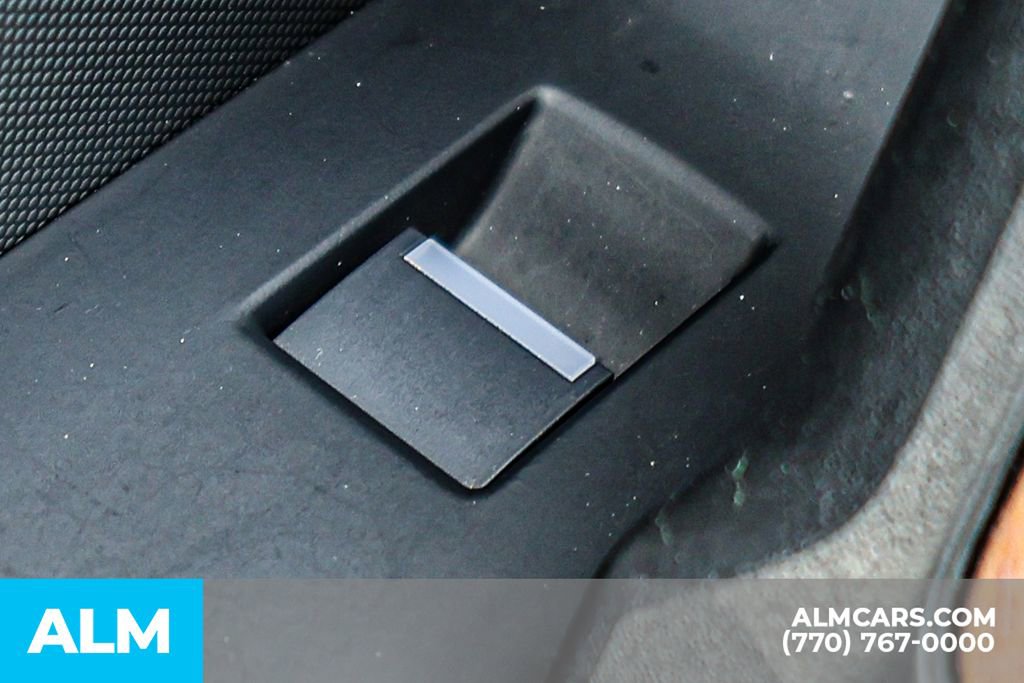 2022 Land Rover Defender 110 X-Dynamic SE