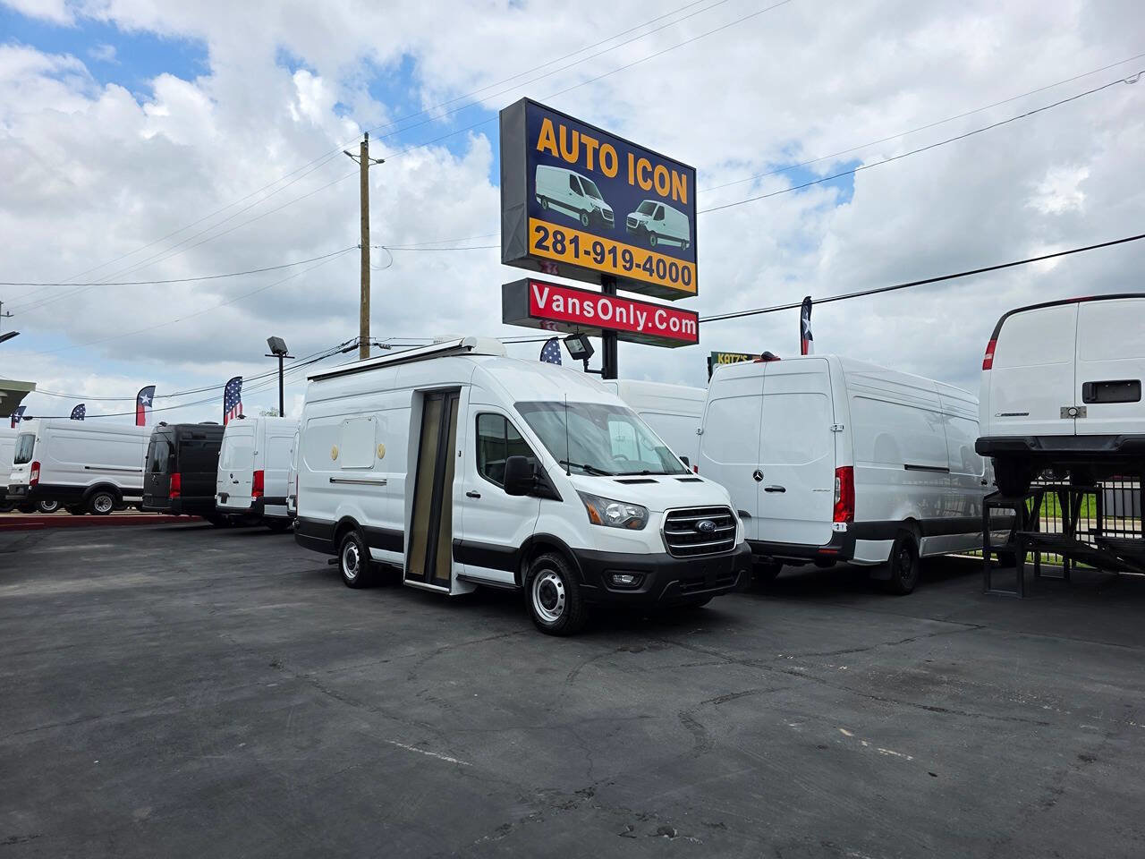 2020 Ford Transit 350 148" High Roof Extended