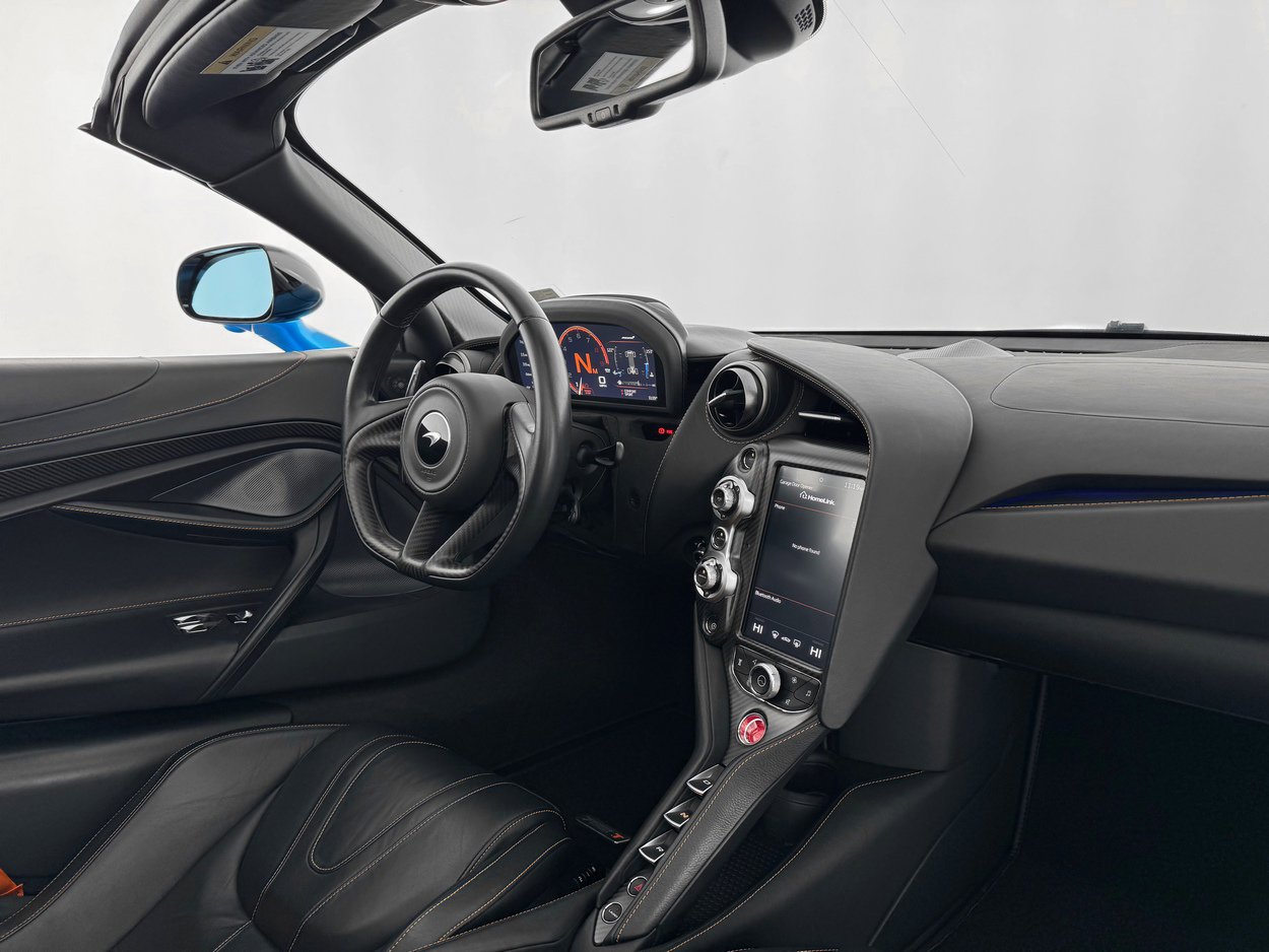 Used 2022 McLaren 765LT photo 27