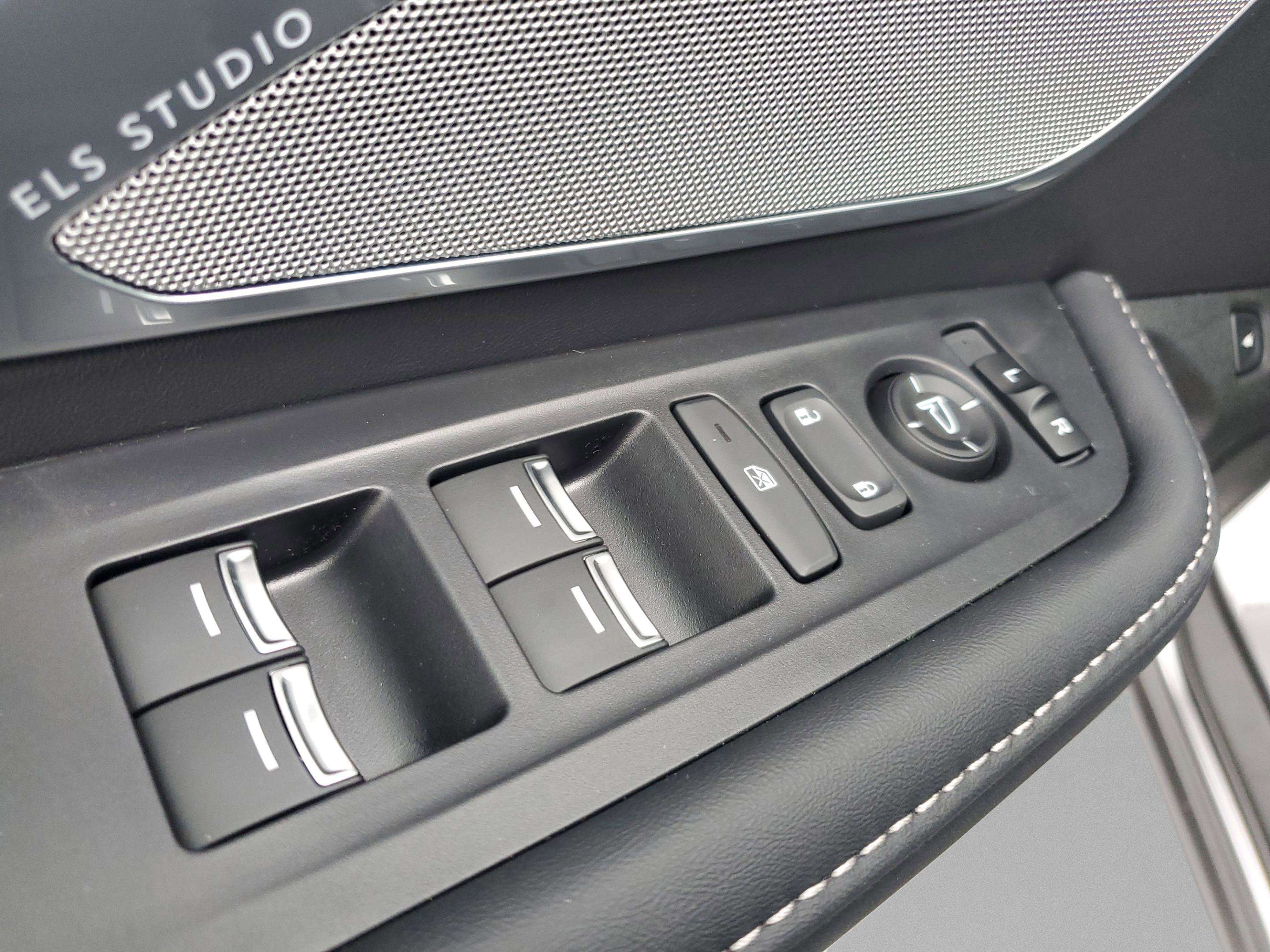 2026 Acura RDX SH-AWD w/ Technology Package