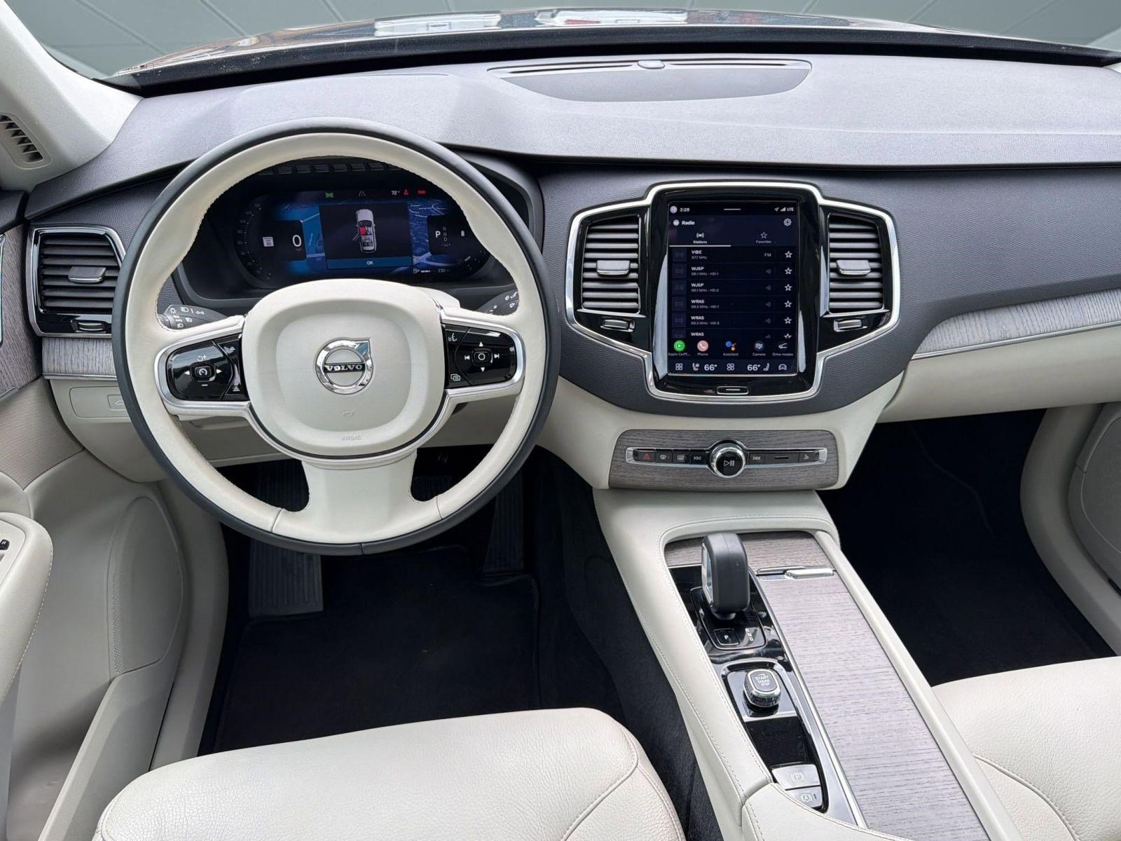 2023 Volvo Xc90 B6 Plus