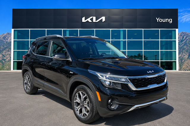 Used 2023 Kia Seltos EX