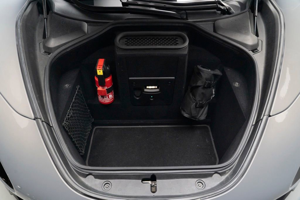 Used 2018 McLaren 720S Performance photo 48