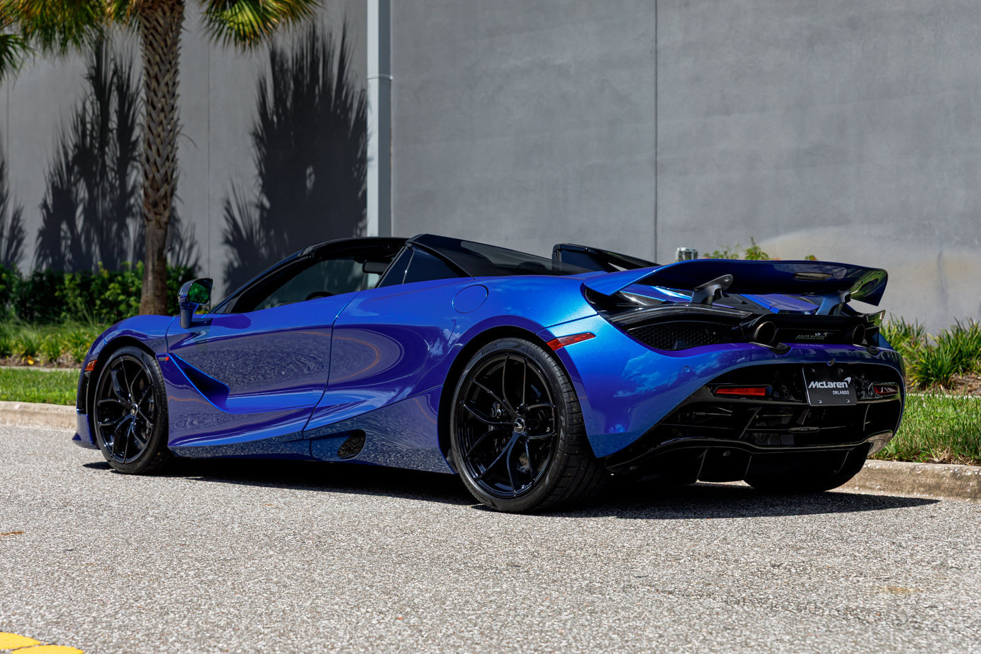 Used 2022 McLaren 720S Luxury photo 31