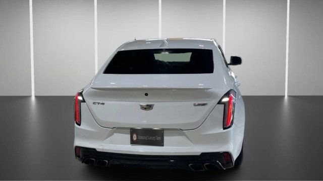 2022 Cadillac CT4 V