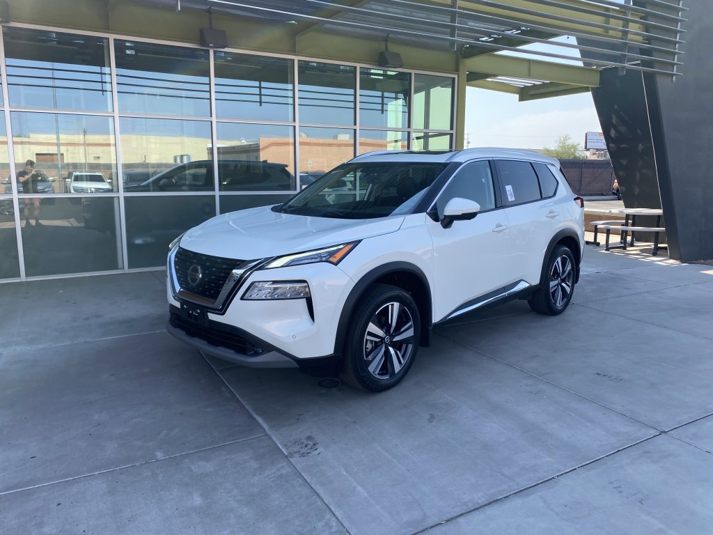 Used 2021 Nissan Rogue SL w/ Premium Package