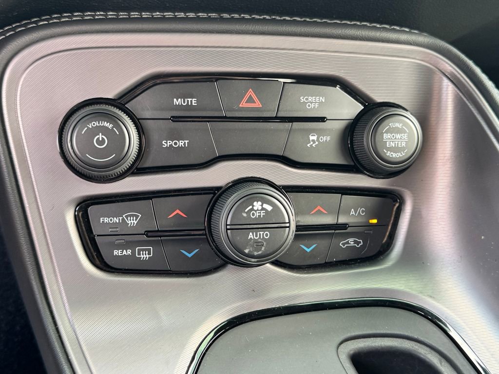 2023 Dodge Challenger SXT