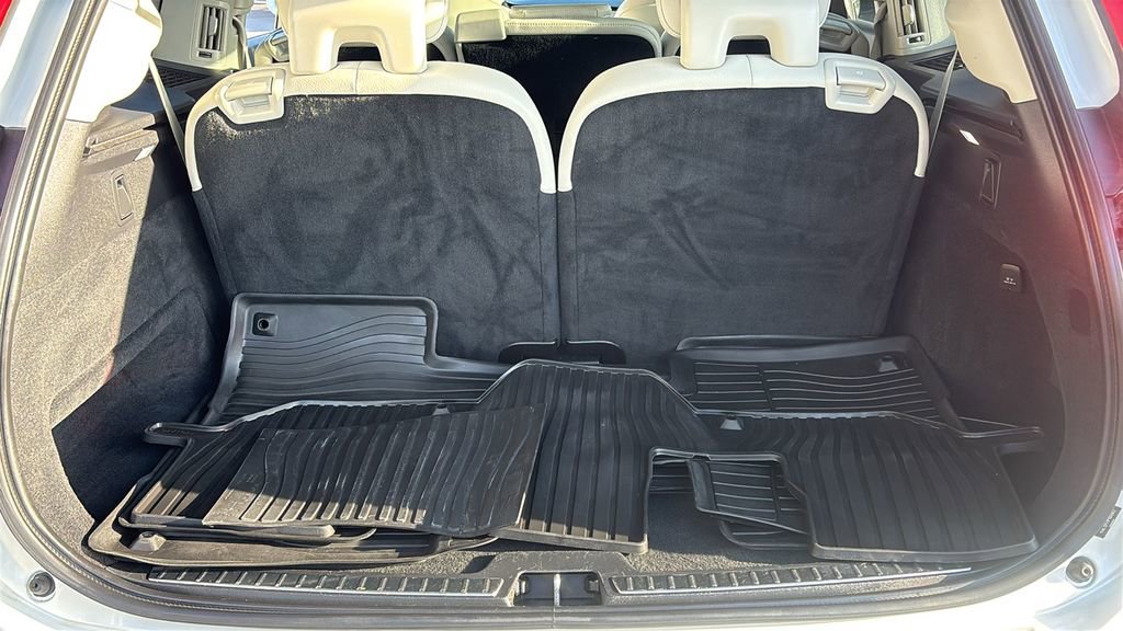 2023 Volvo Xc90 B5 Core