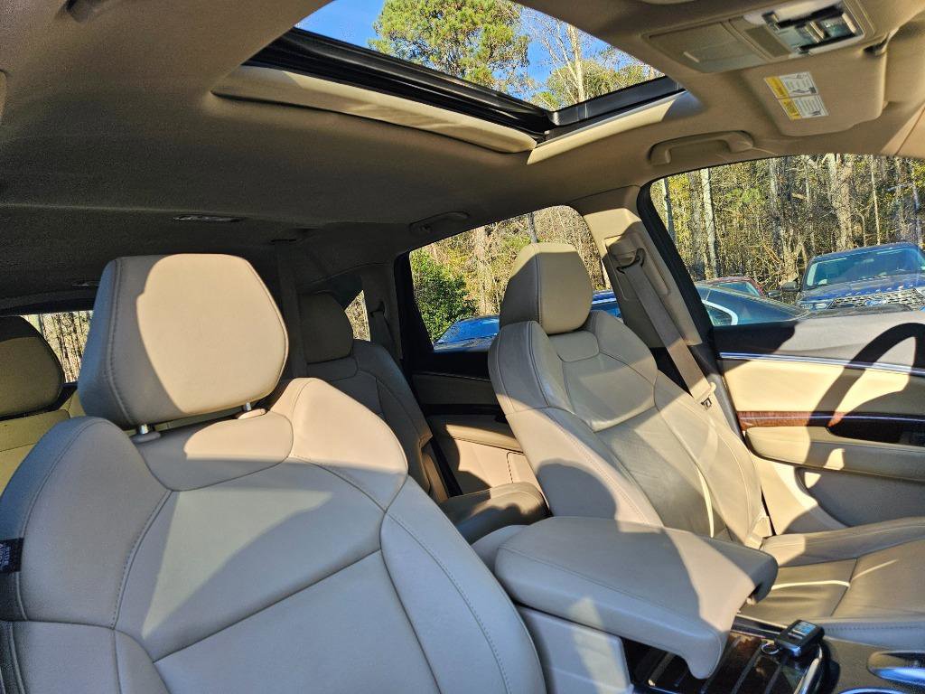 2017 Acura MDX FWD w/ Technology Package