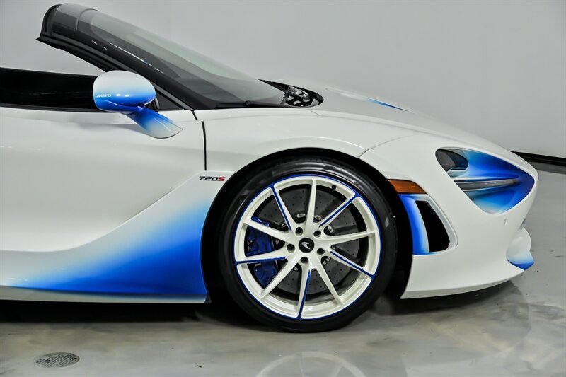 Used 2021 McLaren 720S Spider photo 15