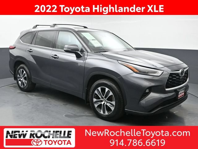 Used 2022 Toyota Highlander XLE