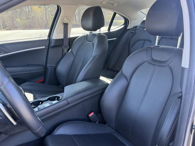 2022 Genesis G70 2.0T