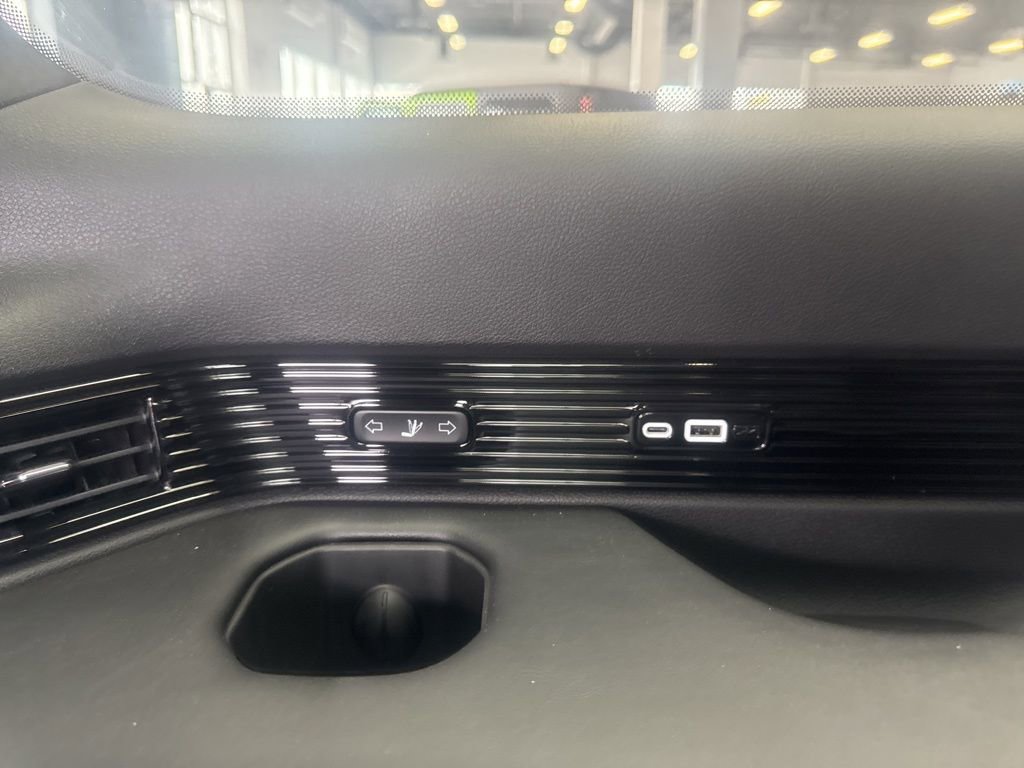 2025 Jeep Grand Wagoneer Series III