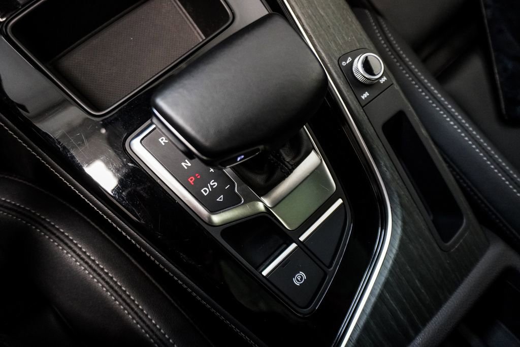 2024 Audi A4 2.0T Premium Plus