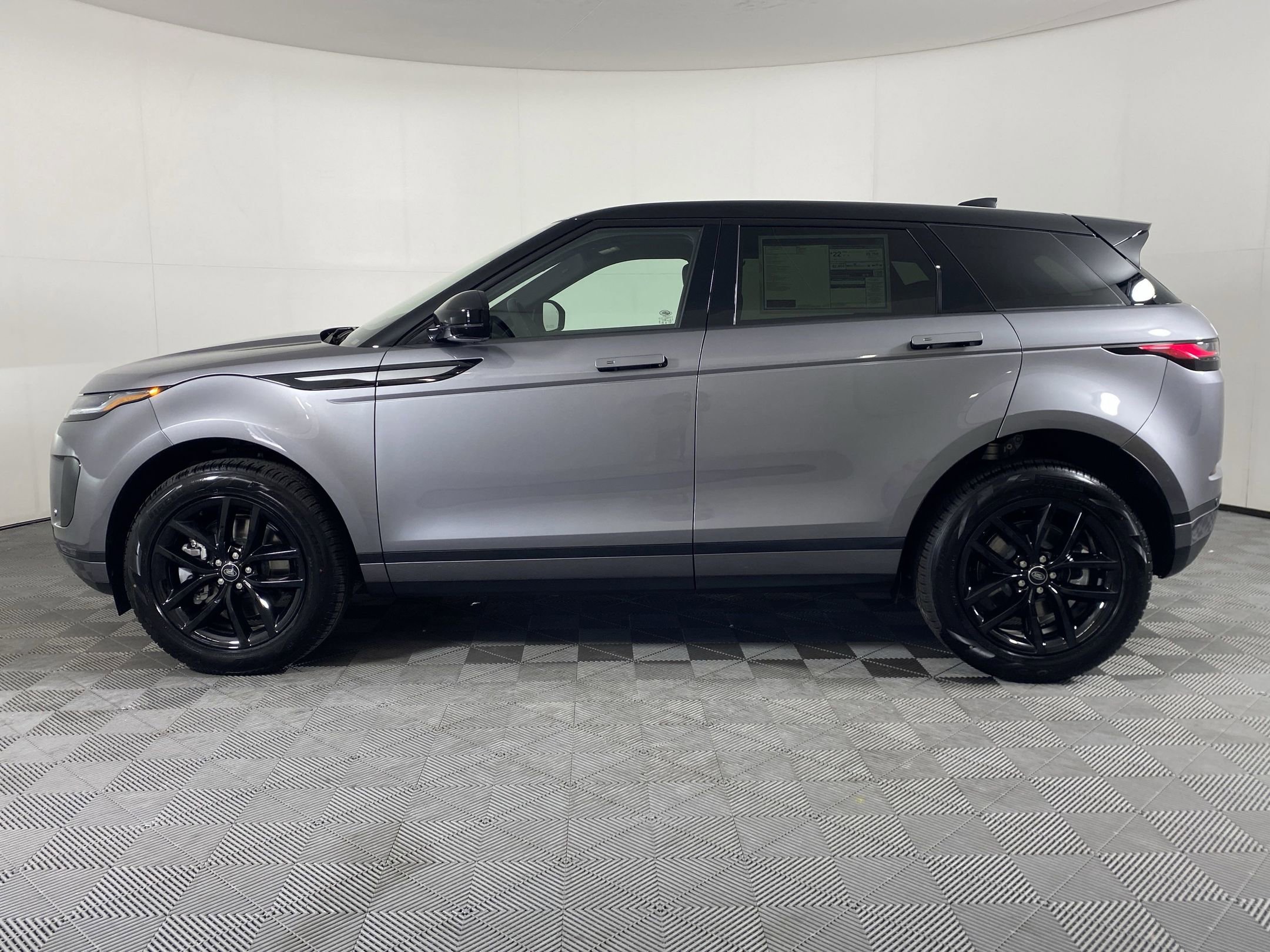 2026 Land Rover Range Rover Evoque S