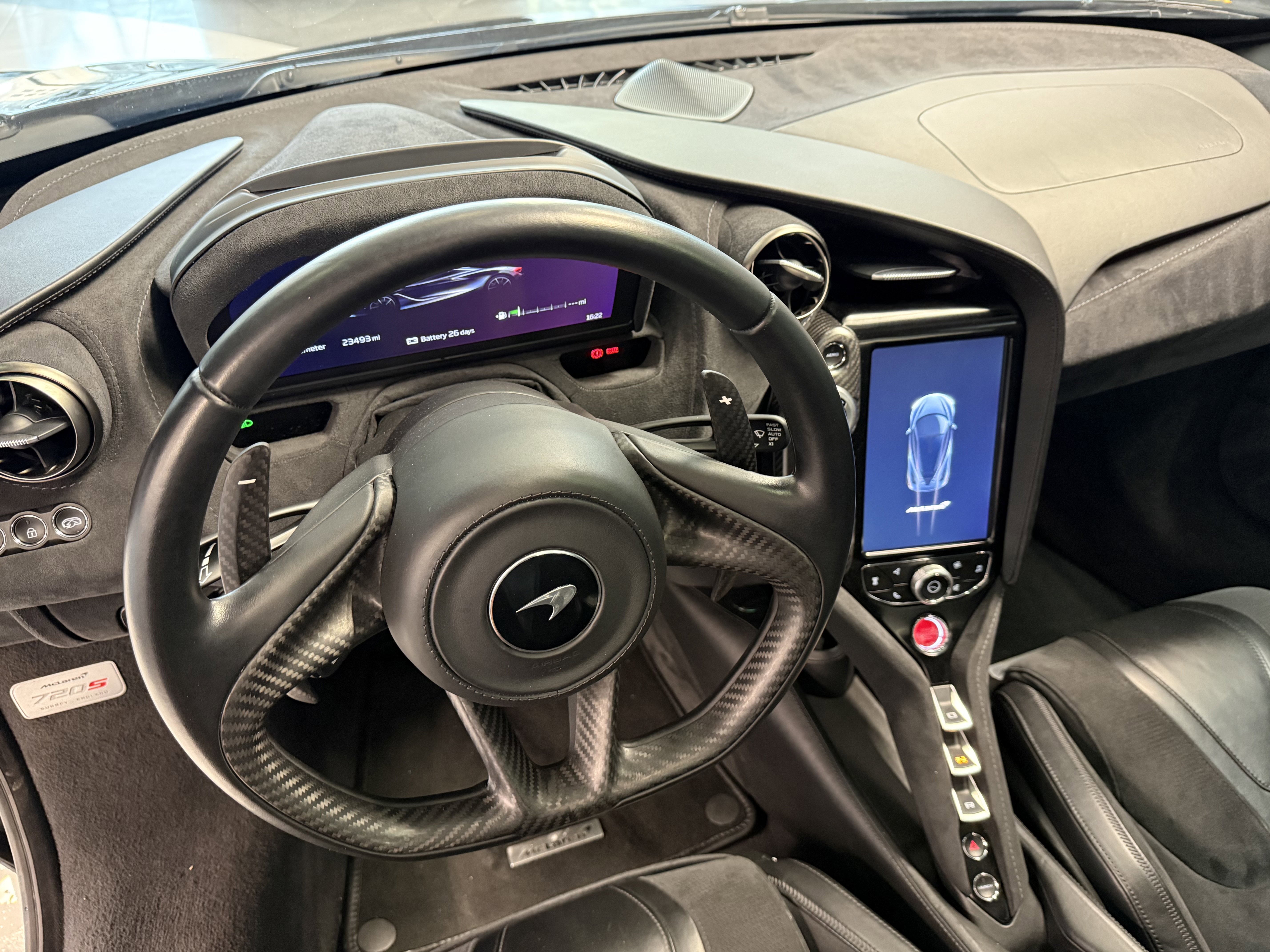 Used 2019 McLaren 720S photo 17