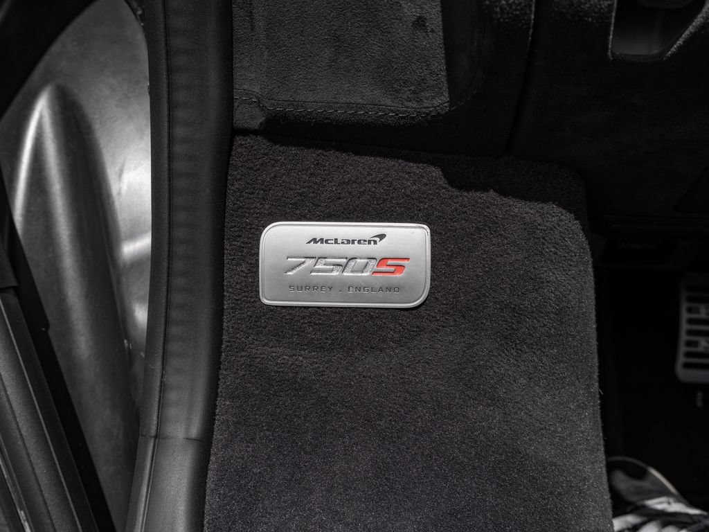 New 2026 McLaren 750S Spider photo 29