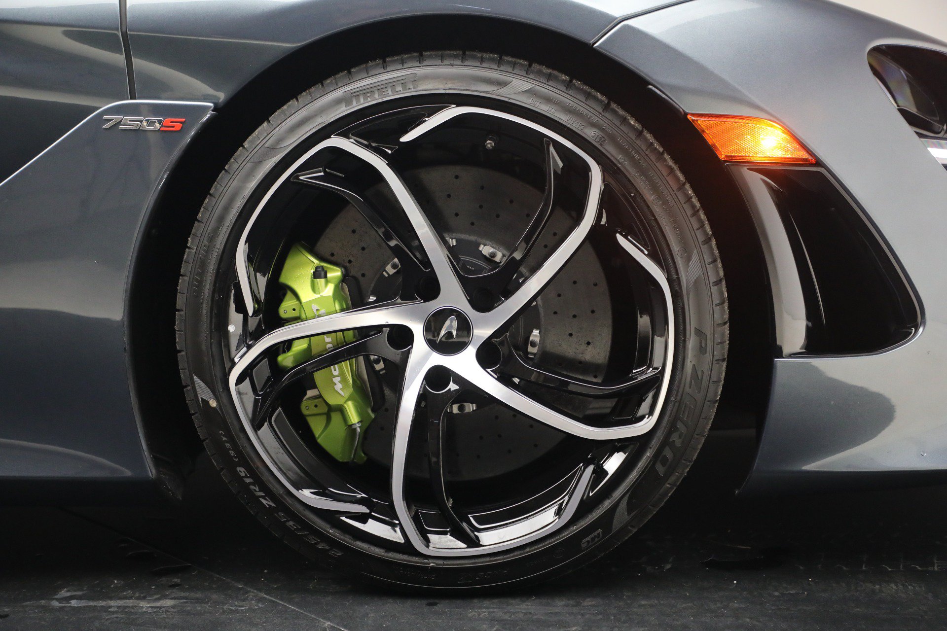 New 2026 McLaren 750S Spider photo 40