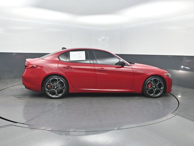 2023 Alfa Romeo Giulia Veloce