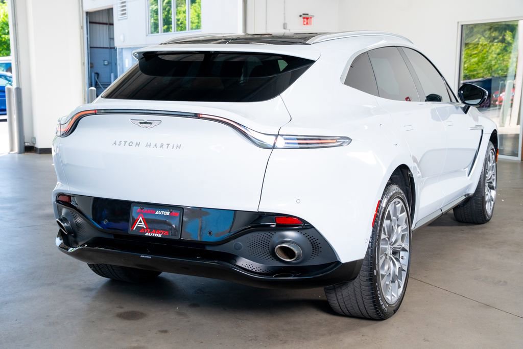 2021 Aston Martin DBX