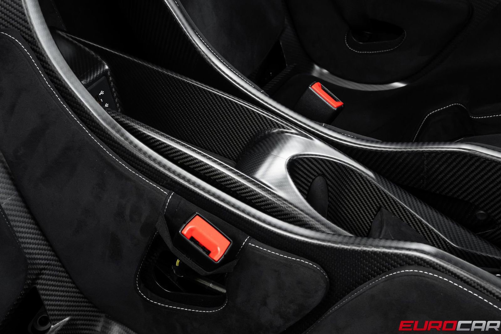 Used 2021 McLaren 765LT photo 43