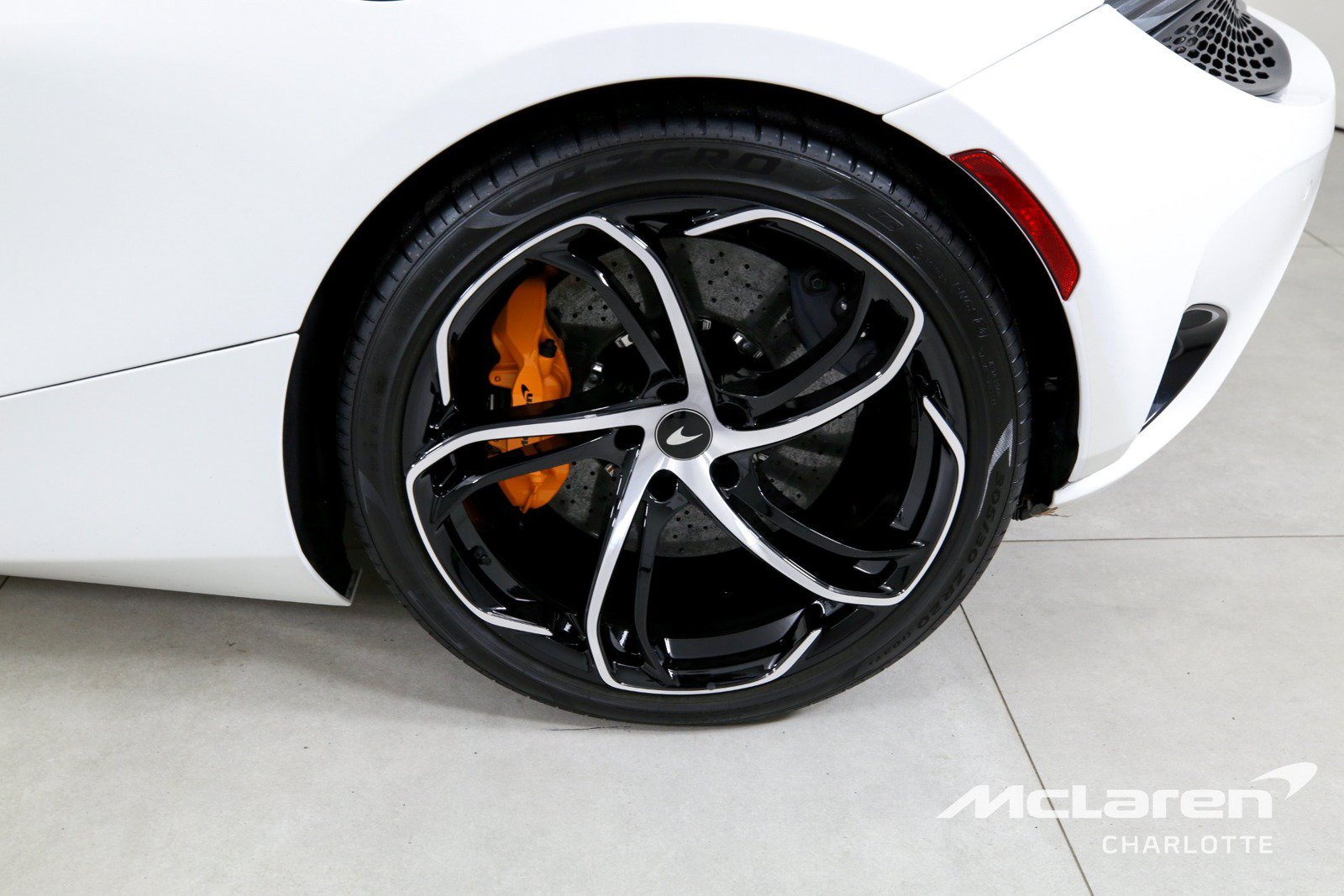 Used 2024 McLaren 750S Spider photo 26