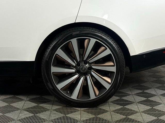 2023 Land Rover Range Rover SV