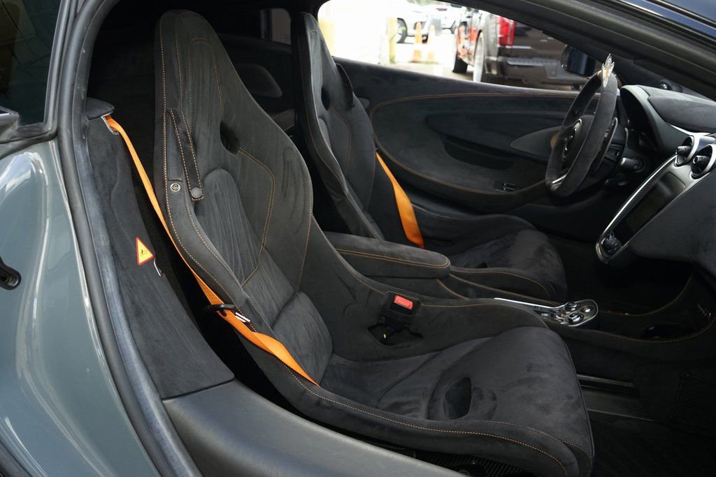 Used 2019 McLaren 600LT photo 22