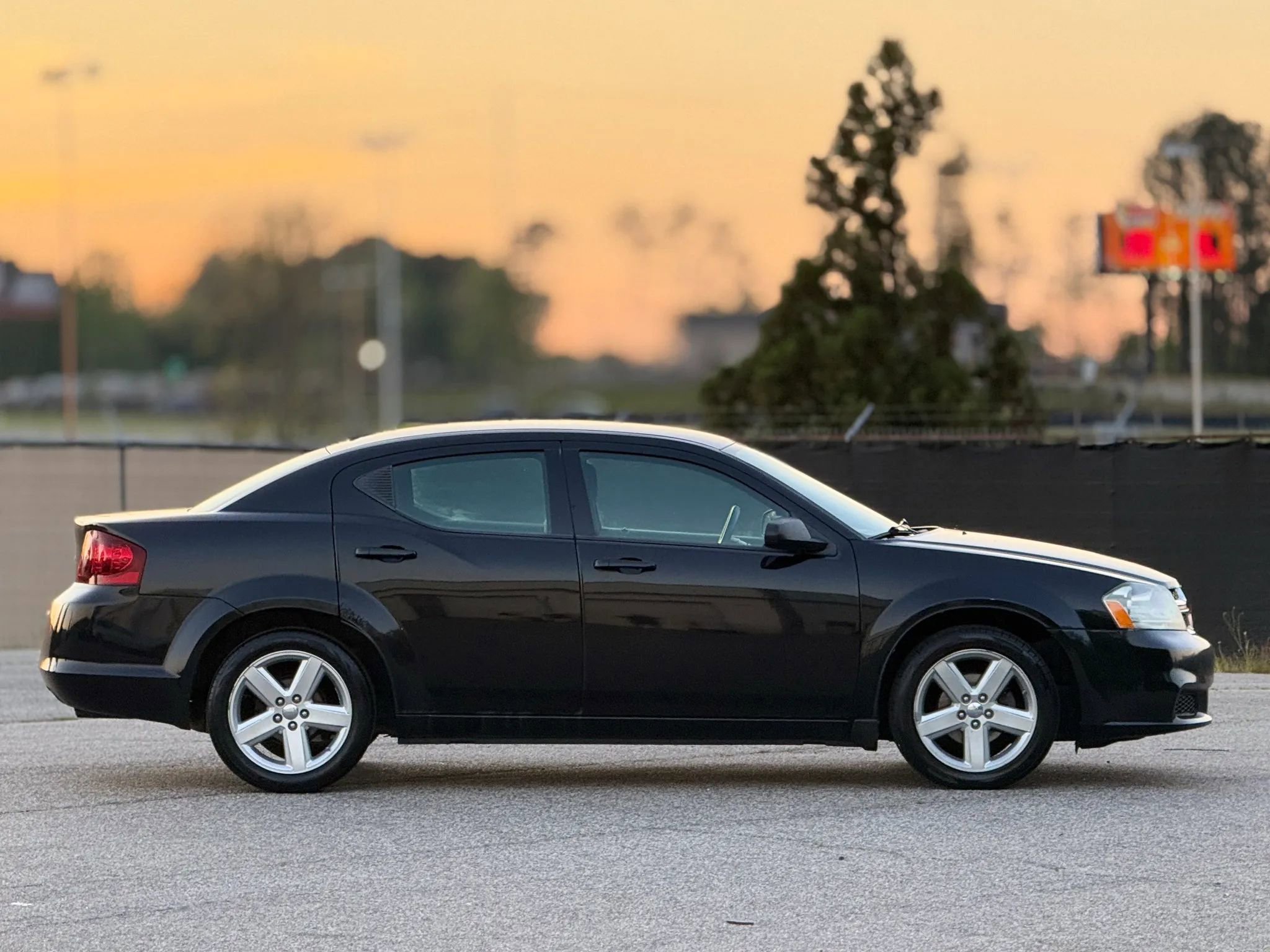 2013 Dodge Avenger SE