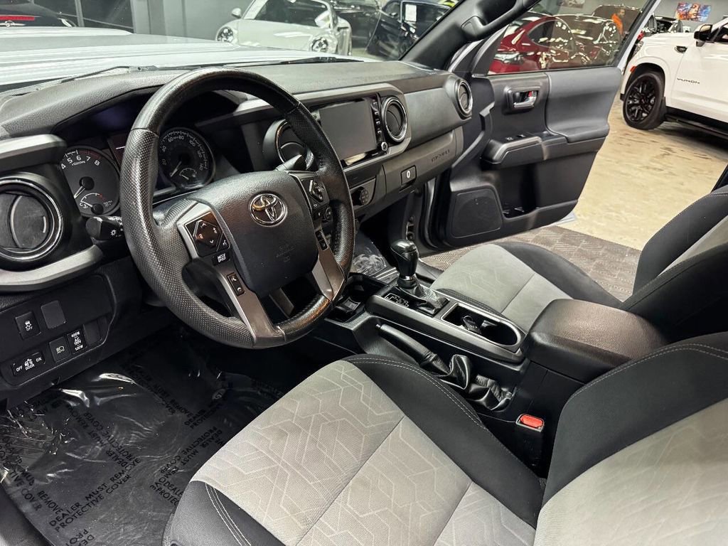 2020 Toyota Tacoma TRD Sport