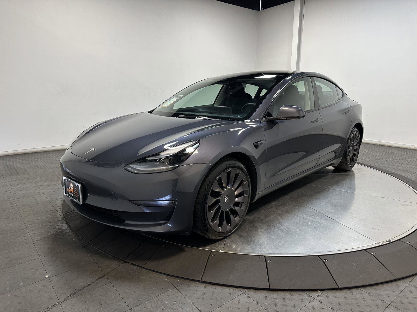 2023 Tesla Model 3 Performance
