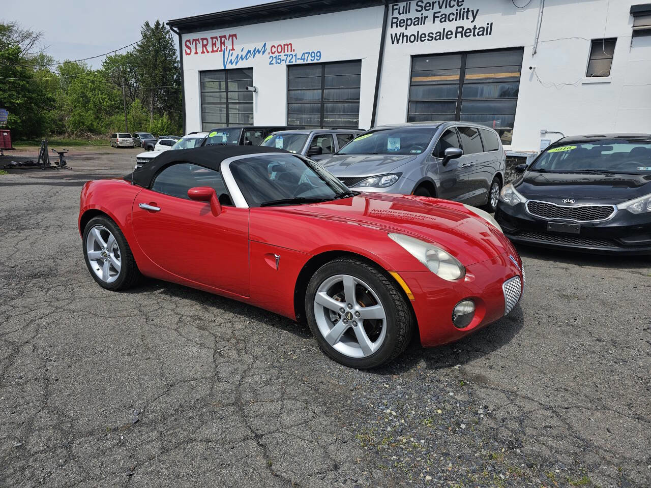 Used 2006 Pontiac Solstice Convertible w/ Premium Package