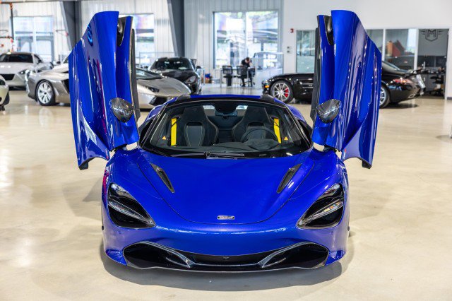 Used 2021 McLaren 720S Performance photo 9