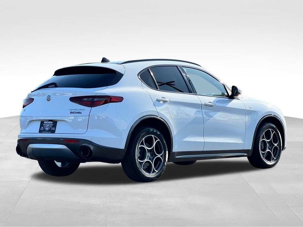 2022 Alfa Romeo Stelvio Ti