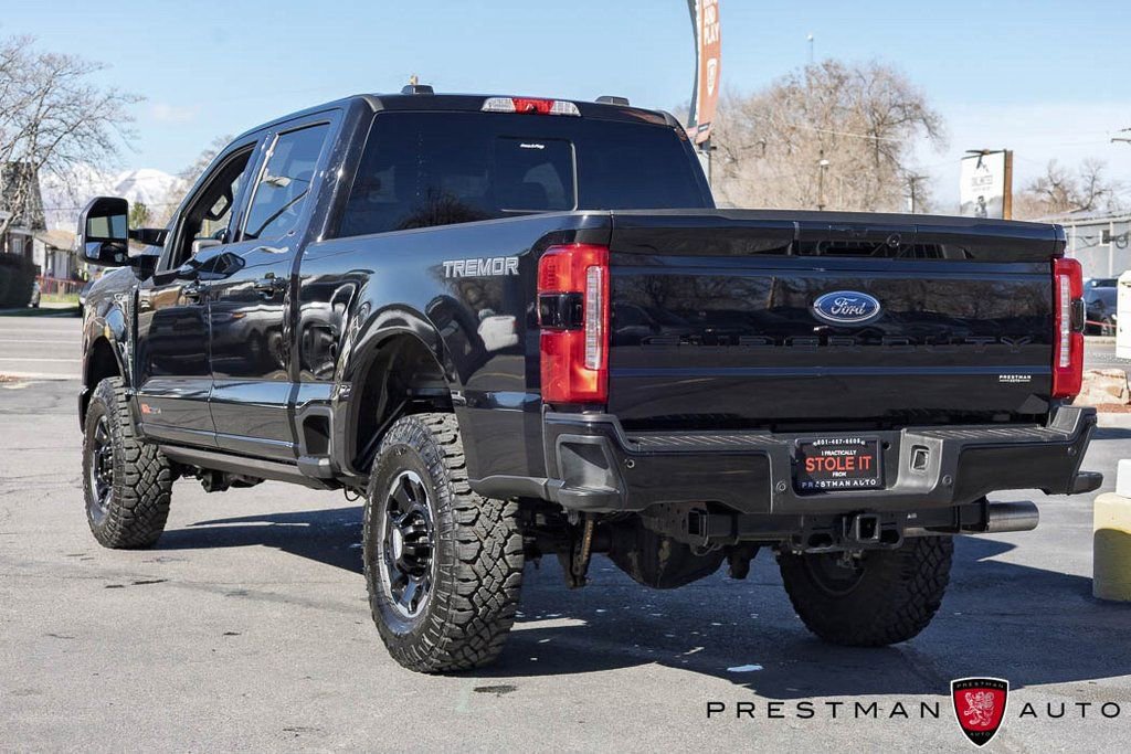 2026 Ford F250 Lariat