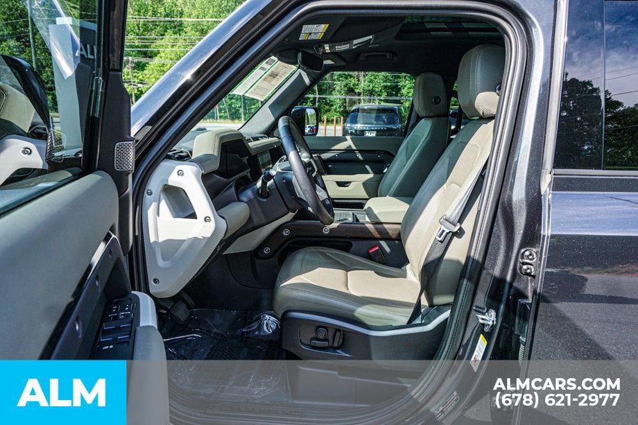 2023 Land Rover Defender 110 S