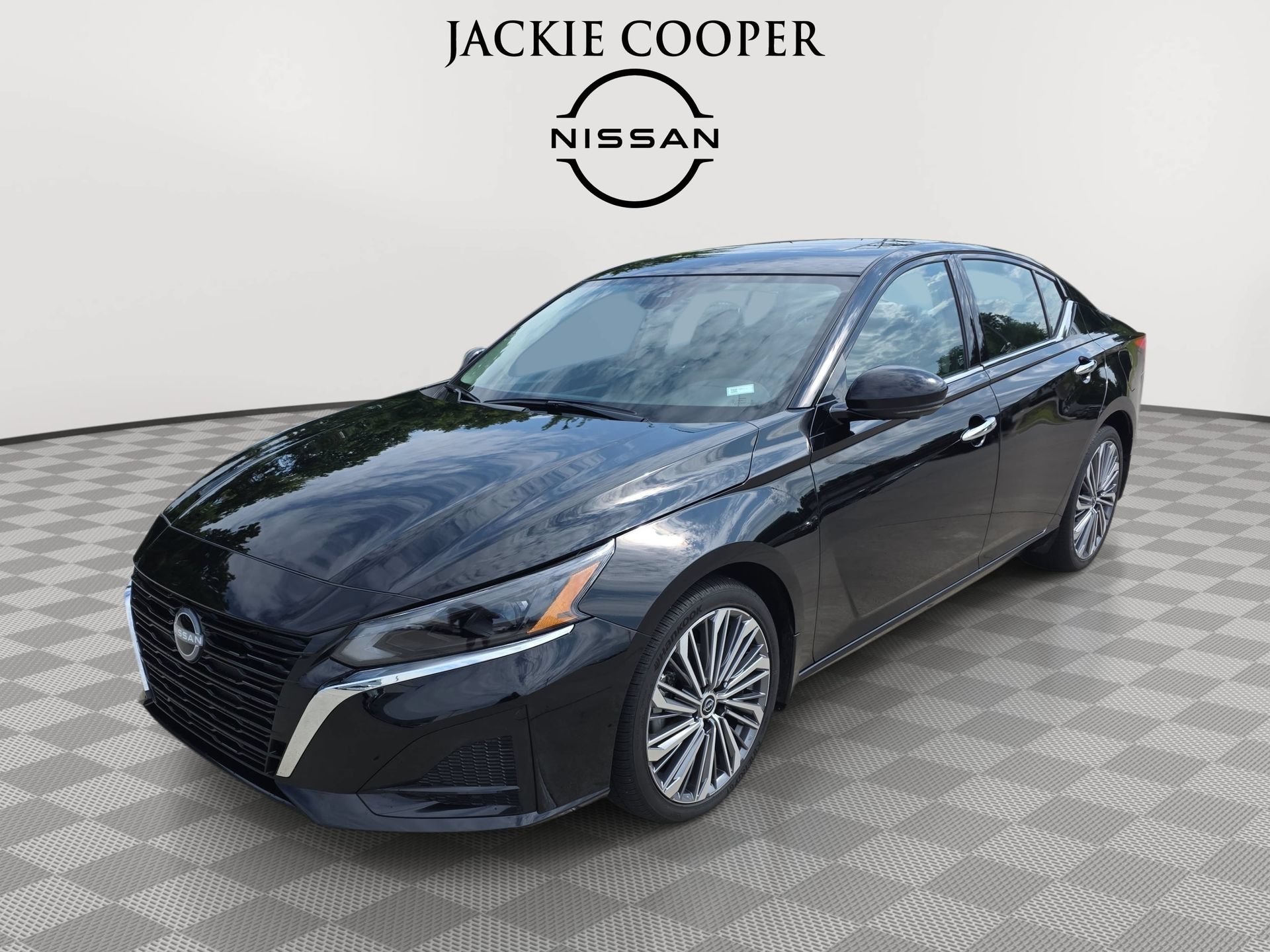Used 2025 Nissan Altima 2.5 SL