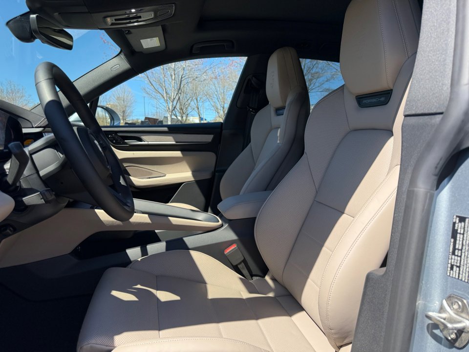 2025 Porsche Macan Electric