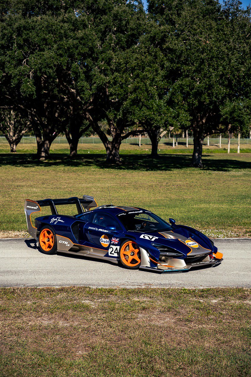 Used 2020 McLaren Senna photo 23