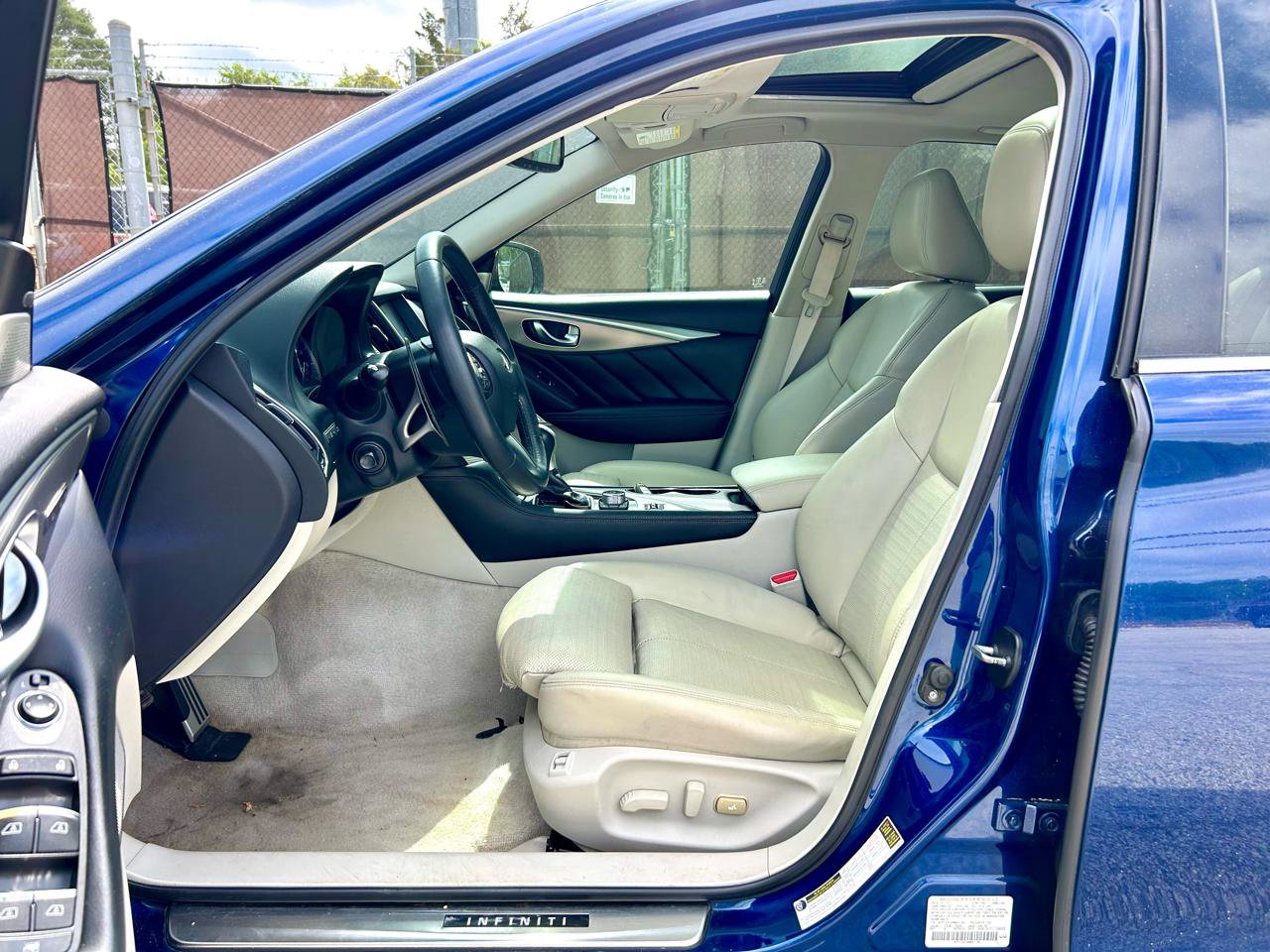 2017 INFINITI Q50 Red Sport 400