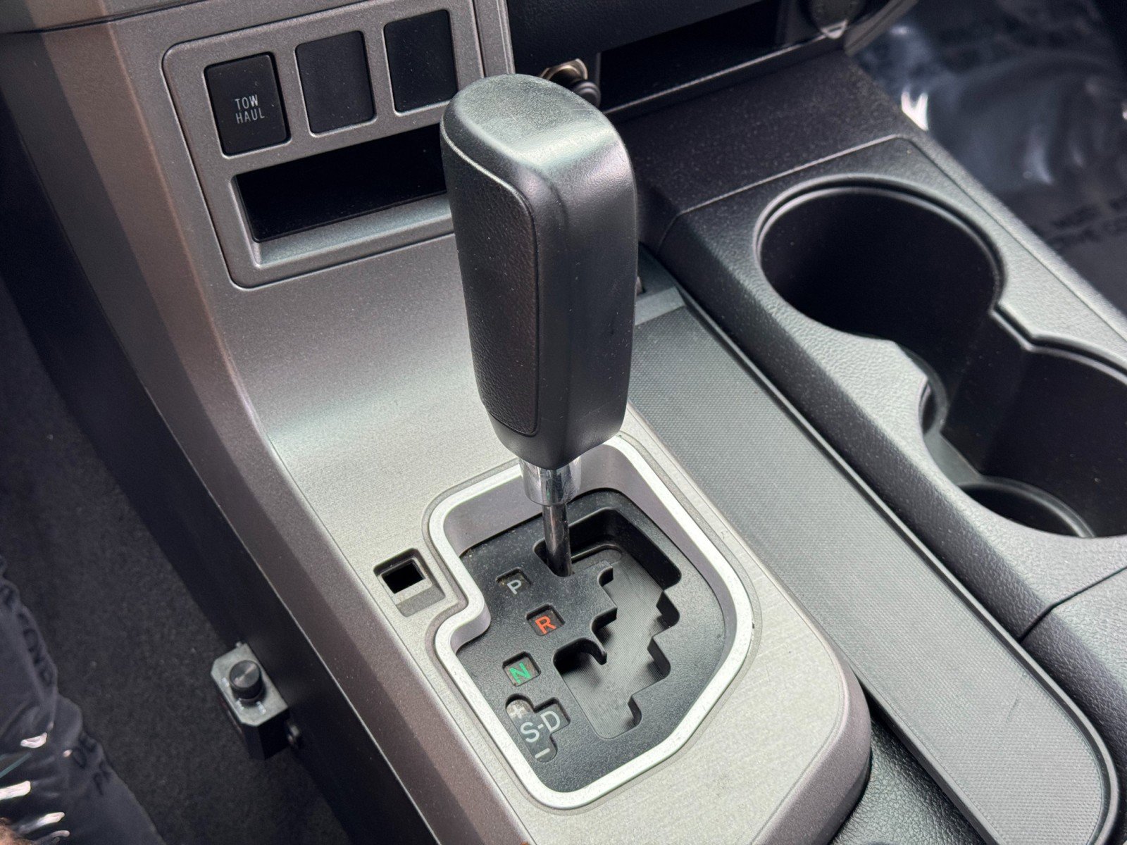 2016 Toyota Sequoia SR5