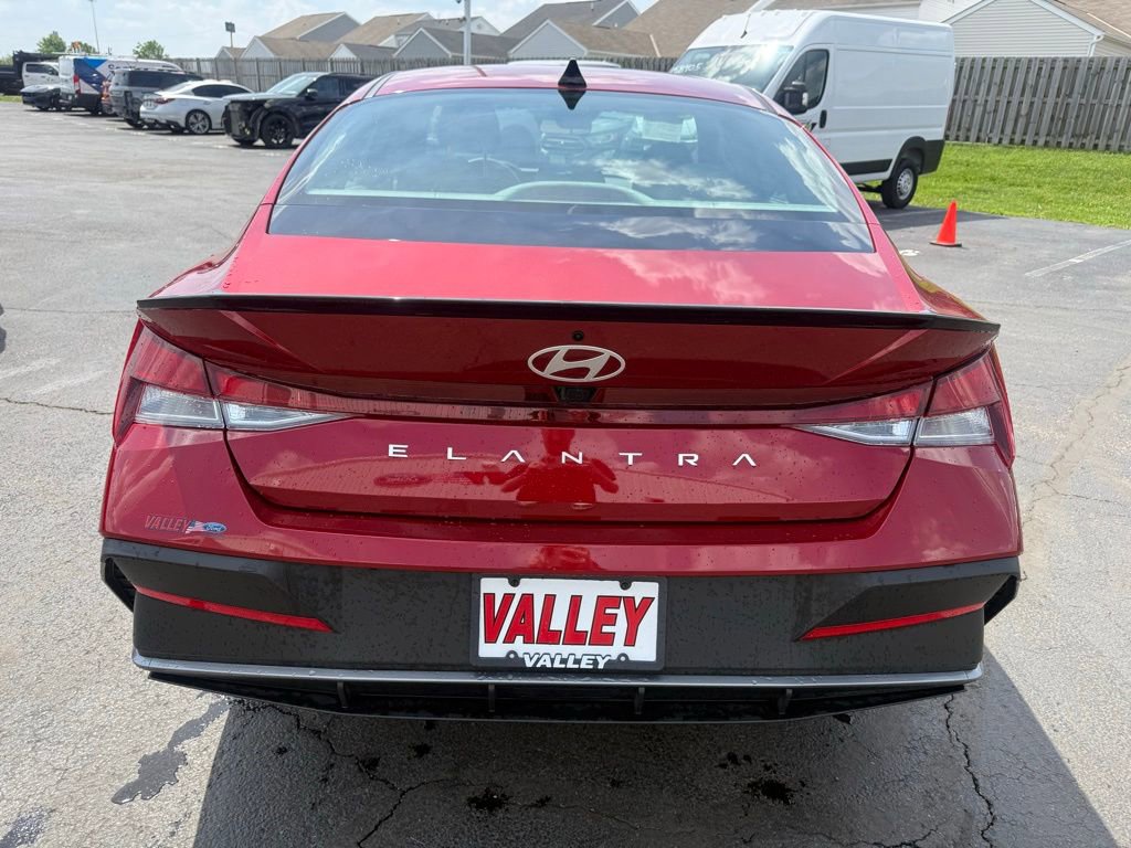 2025 Hyundai Elantra Sport